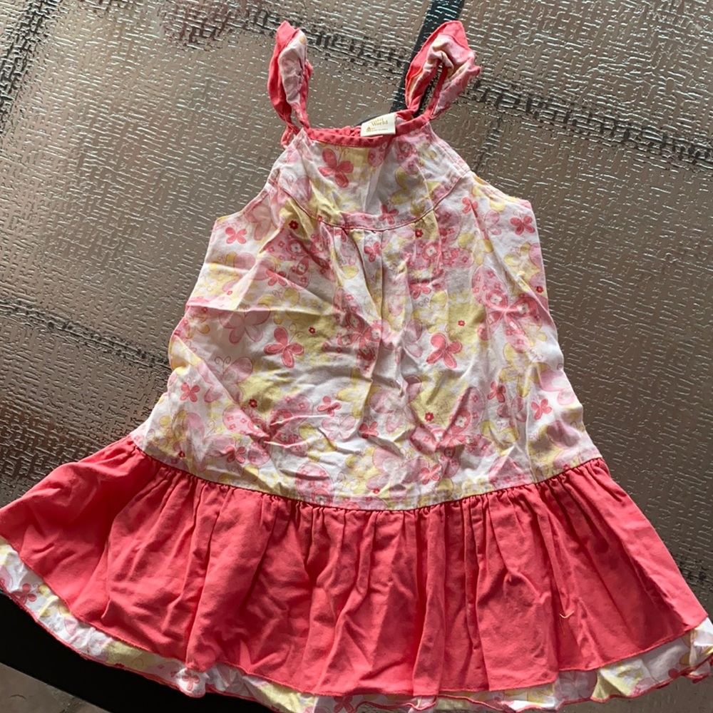 It’s a small world Disney dress 3T